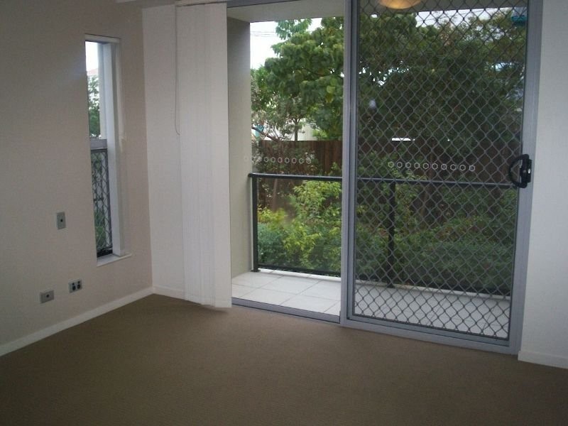 Mermaid Waters QLD 4218