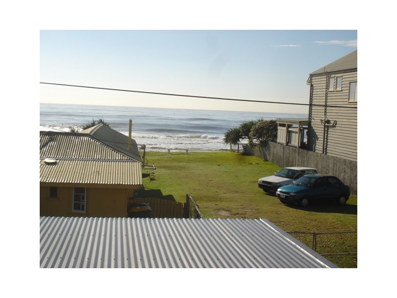 Palm Beach QLD 4221