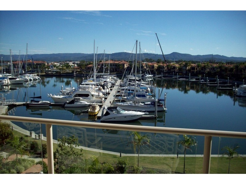 Hope Island QLD 4212