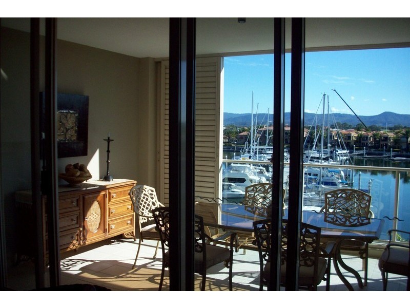 Hope Island QLD 4212