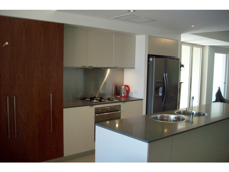 Hope Island QLD 4212