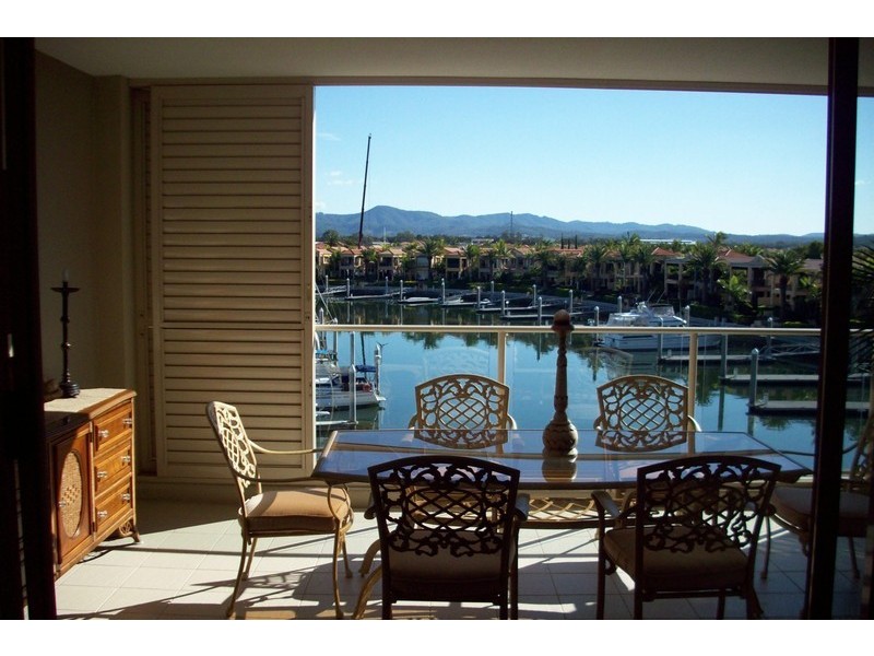 Hope Island QLD 4212