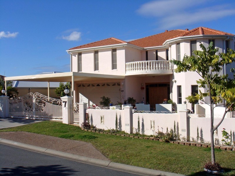 Highland Park QLD 4211