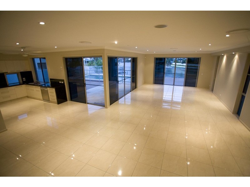 Mermaid Waters QLD 4218