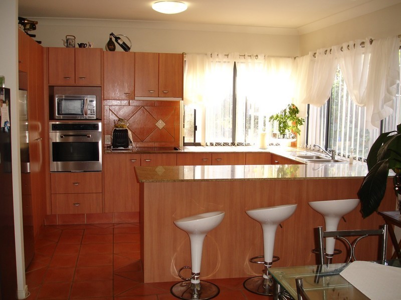 16 Nardoo Street, Robina QLD 4226