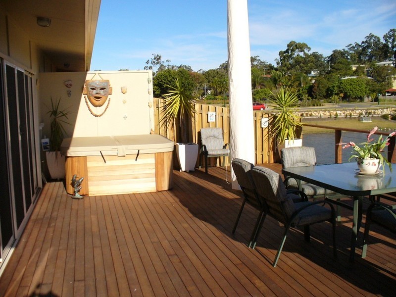 Varsity Lakes QLD 4227