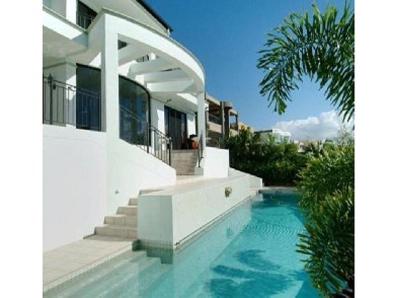 Broadbeach Waters QLD 4218