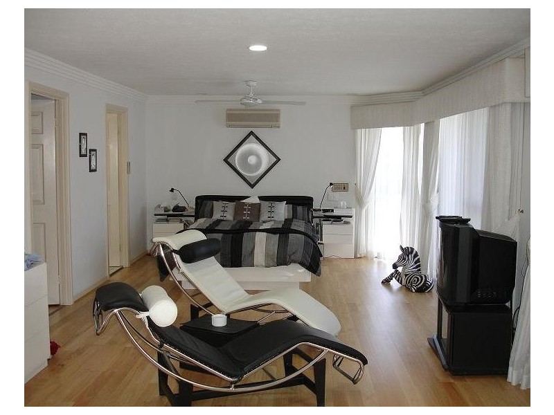 Mermaid Waters QLD 4218