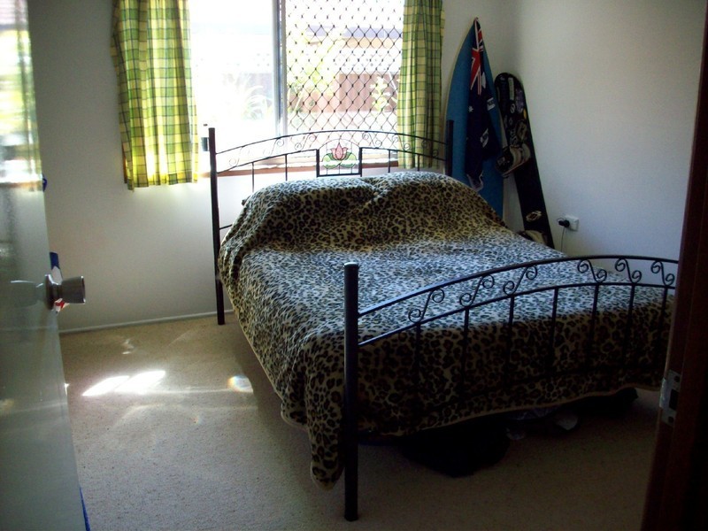 253 MALLAWA DR, Palm Beach QLD 4221