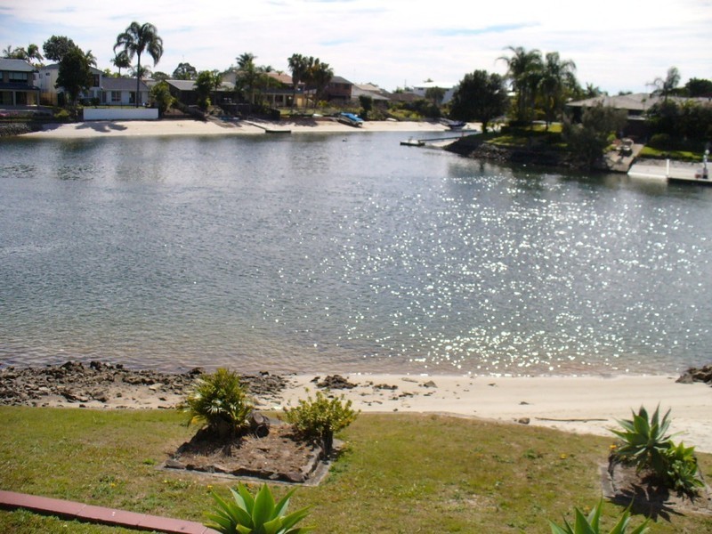 Broadbeach Waters QLD 4218