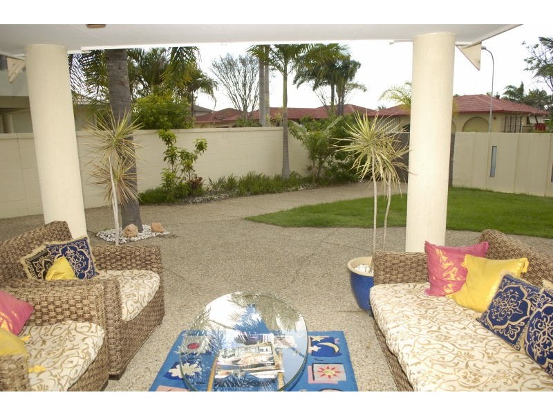 Broadbeach Waters QLD 4218