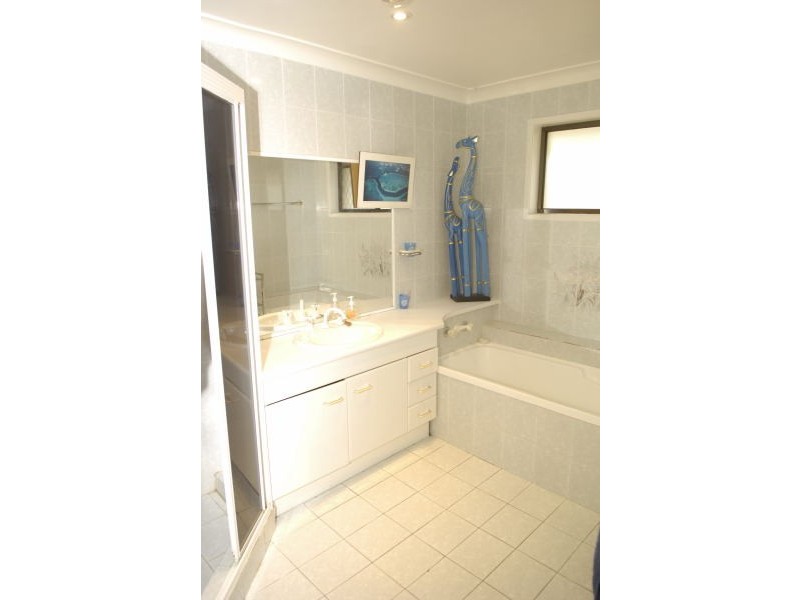 Broadbeach Waters QLD 4218