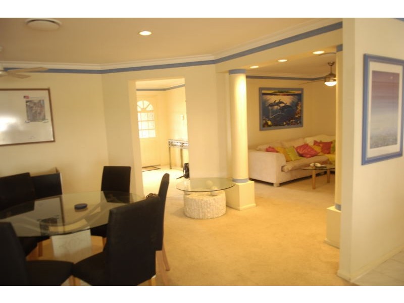 Broadbeach Waters QLD 4218