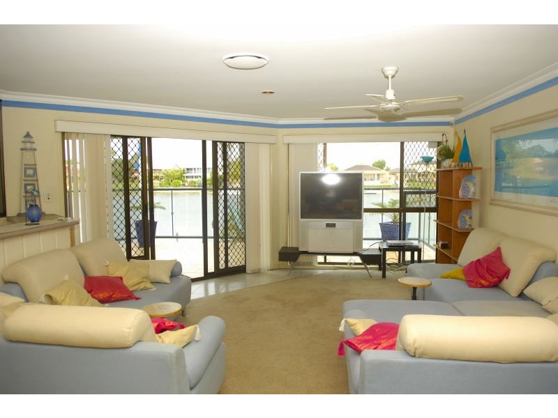 Broadbeach Waters QLD 4218