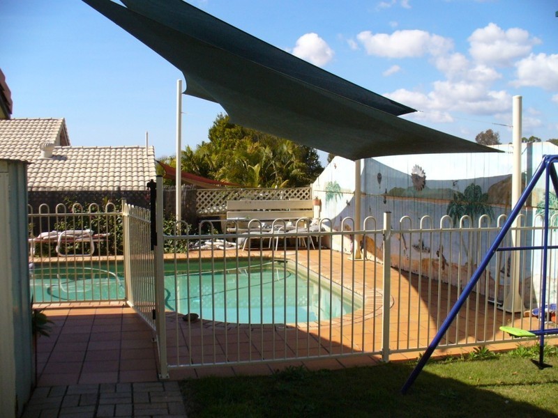 Merrimac QLD 4226