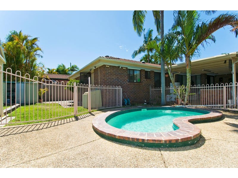 Burleigh Waters QLD 4220