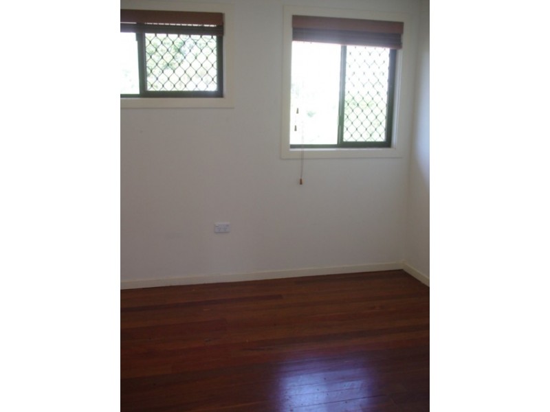 Broadbeach Waters QLD 4218