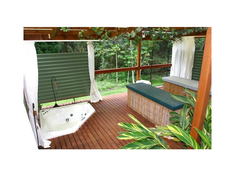 Mount Nathan QLD 4211