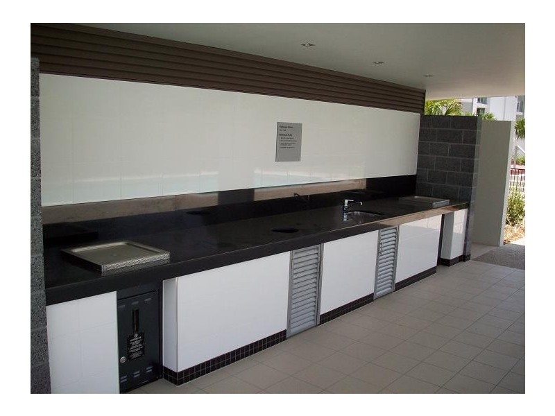 Mermaid Beach QLD 4218