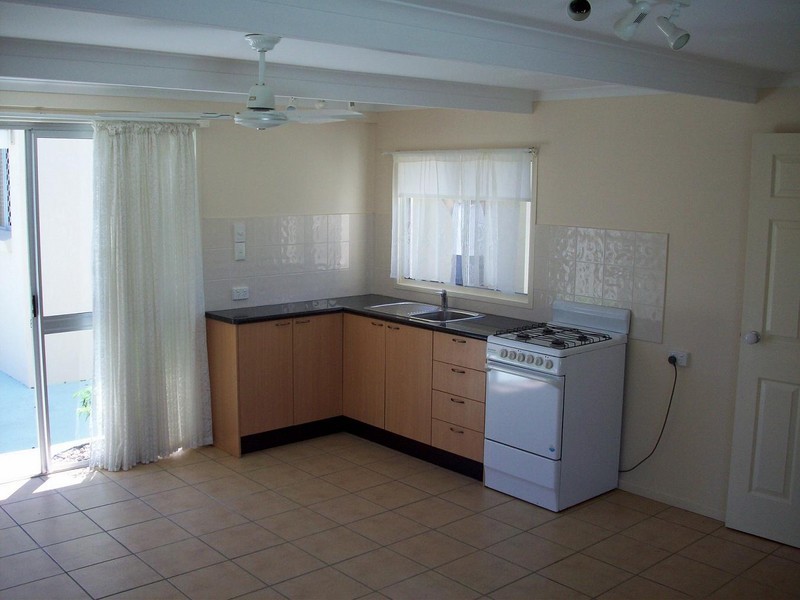 Broadbeach Waters QLD 4218