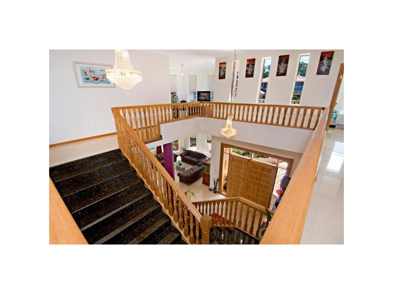 Highland Park QLD 4211