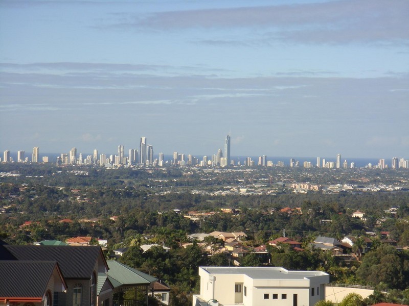 Highland Park QLD 4211