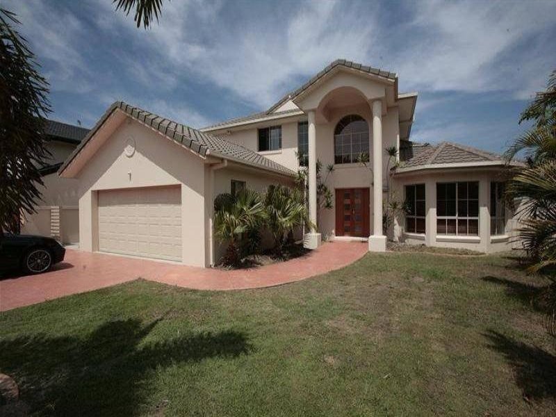 Clear Island Waters QLD 4226