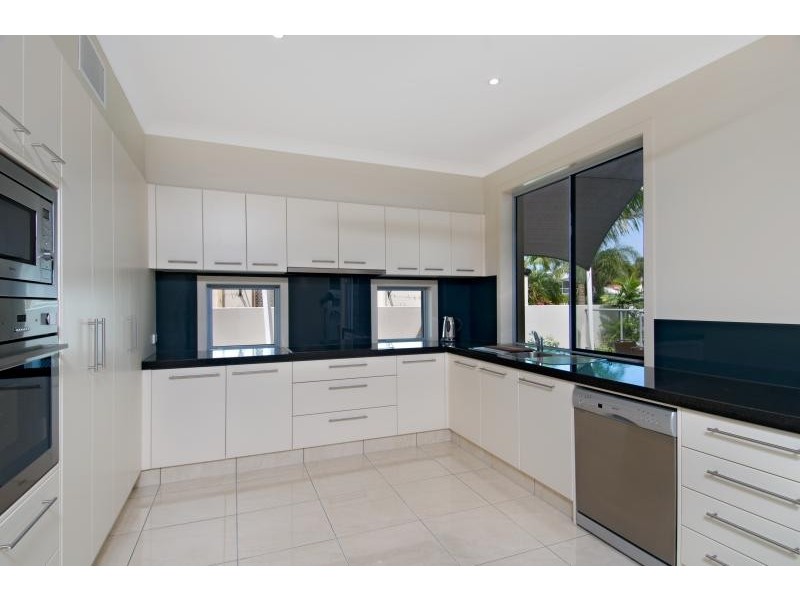 Mermaid Waters QLD 4218