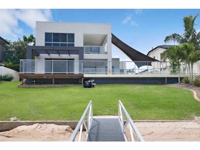 Mermaid Waters QLD 4218