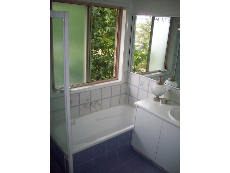 Carrara QLD 4211
