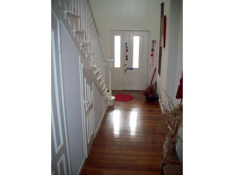 Carrara QLD 4211