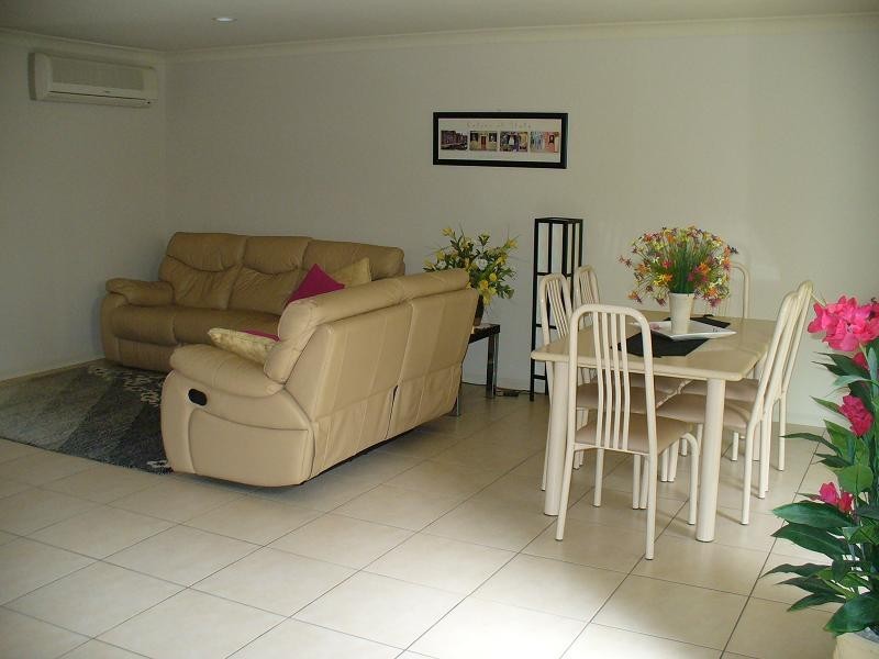Varsity Lakes QLD 4227