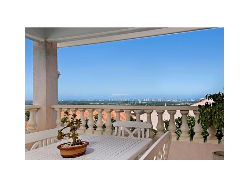 Highland Park QLD 4211