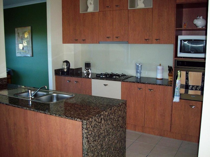Carrara QLD 4211