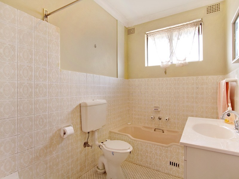 8/50 Beamish, Campsie NSW 2194