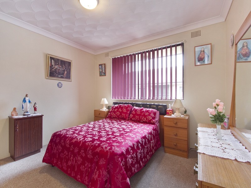 8/50 Beamish, Campsie NSW 2194