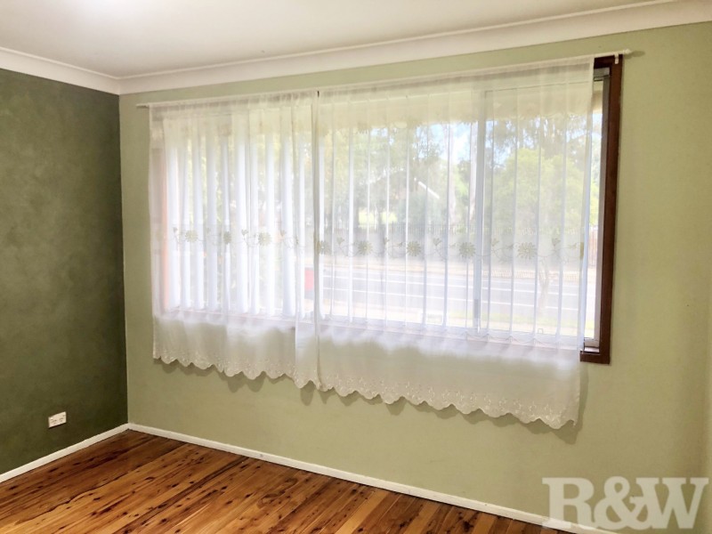 32 Yarramundi Drive, Dean Park NSW 2761