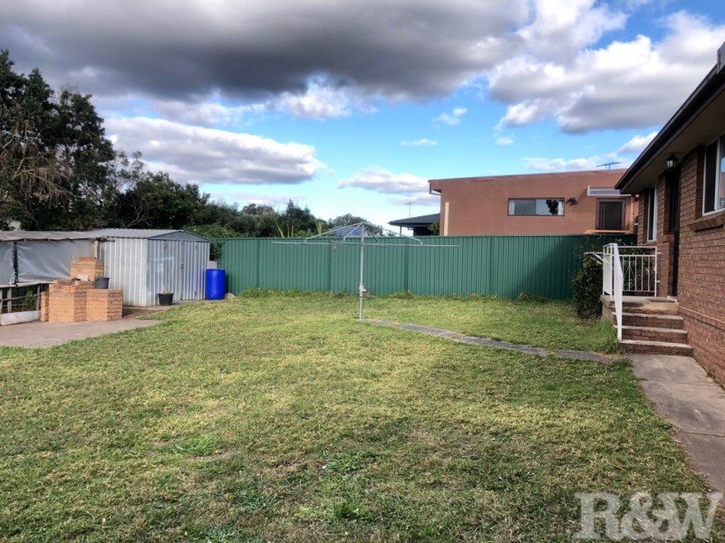 32 Yarramundi Drive, Dean Park NSW 2761