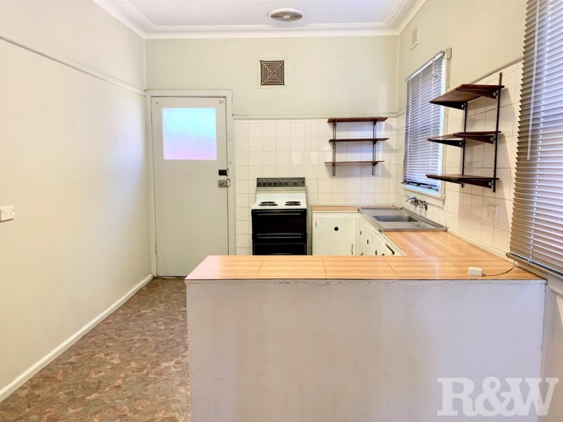 27 Meroo Street, Blacktown NSW 2148