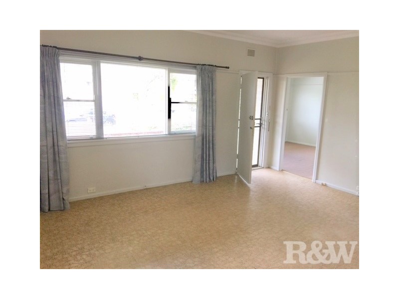 27 Meroo Street, Blacktown NSW 2148