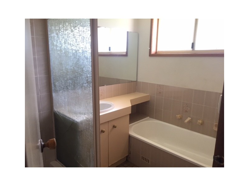 25 Brett Street, Kings Langley NSW 2147