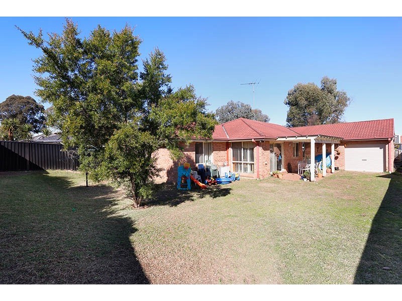 35 Bricketwood Drive, Woodcroft NSW 2767
