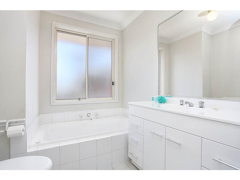 16 Dunn Way, Blacktown NSW 2148