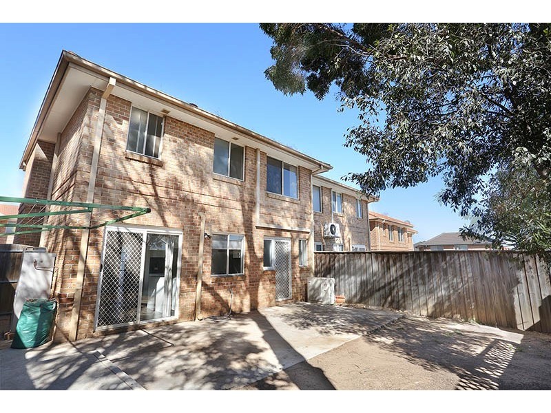 6 Dunn Way, Blacktown NSW 2148