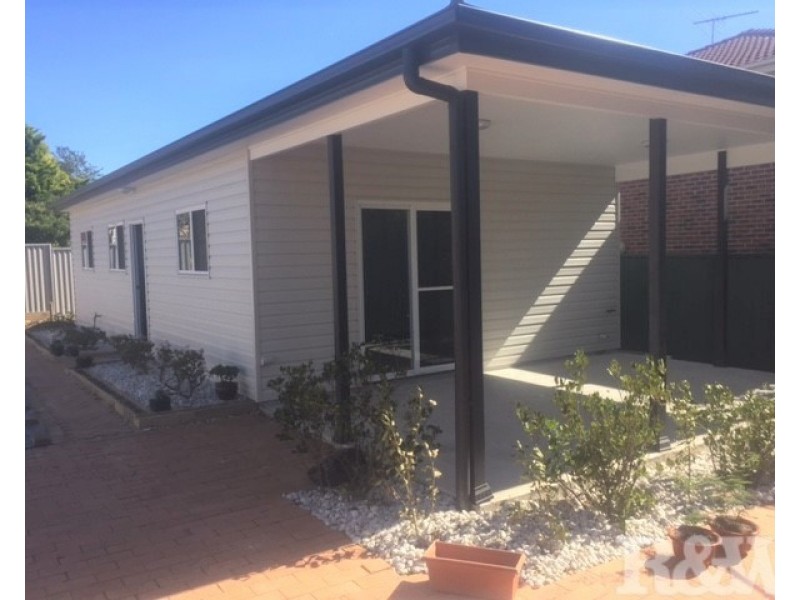 2A Blue Hills Crescent, Blacktown NSW 2148