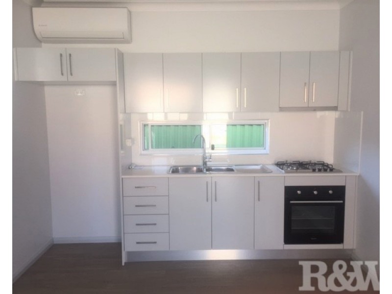 2A Blue Hills Crescent, Blacktown NSW 2148