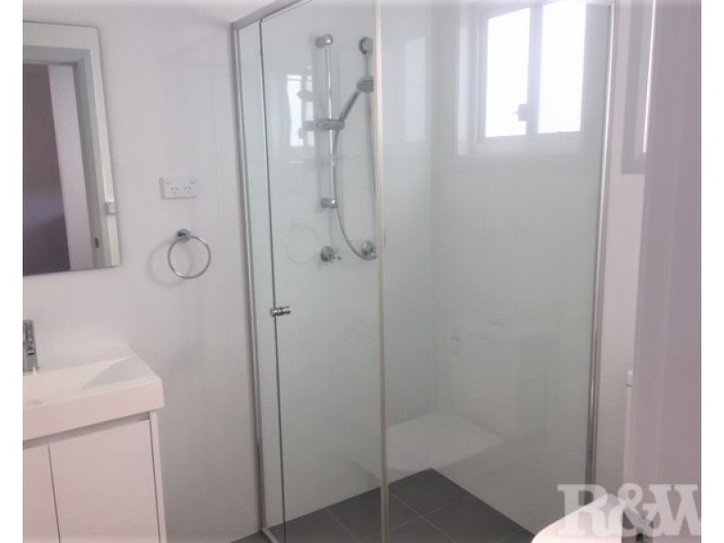 2A Blue Hills Crescent, Blacktown NSW 2148