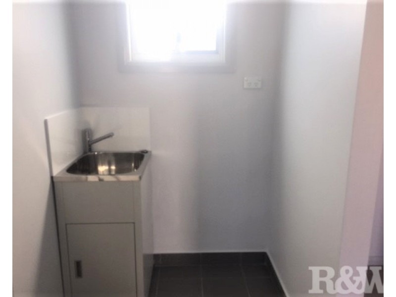 2A Blue Hills Crescent, Blacktown NSW 2148