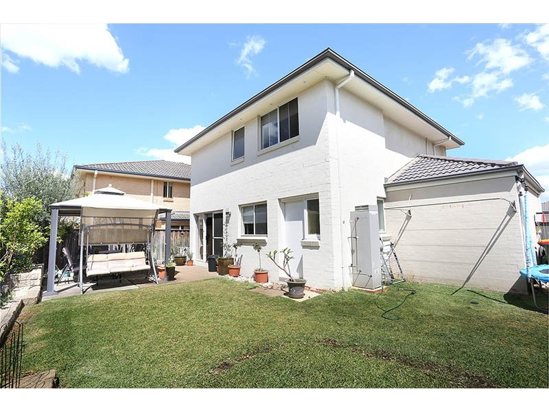 8 Rushden Way, Stanhope Gardens NSW 2768