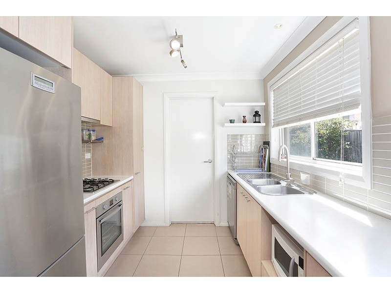 8 Rushden Way, Stanhope Gardens NSW 2768